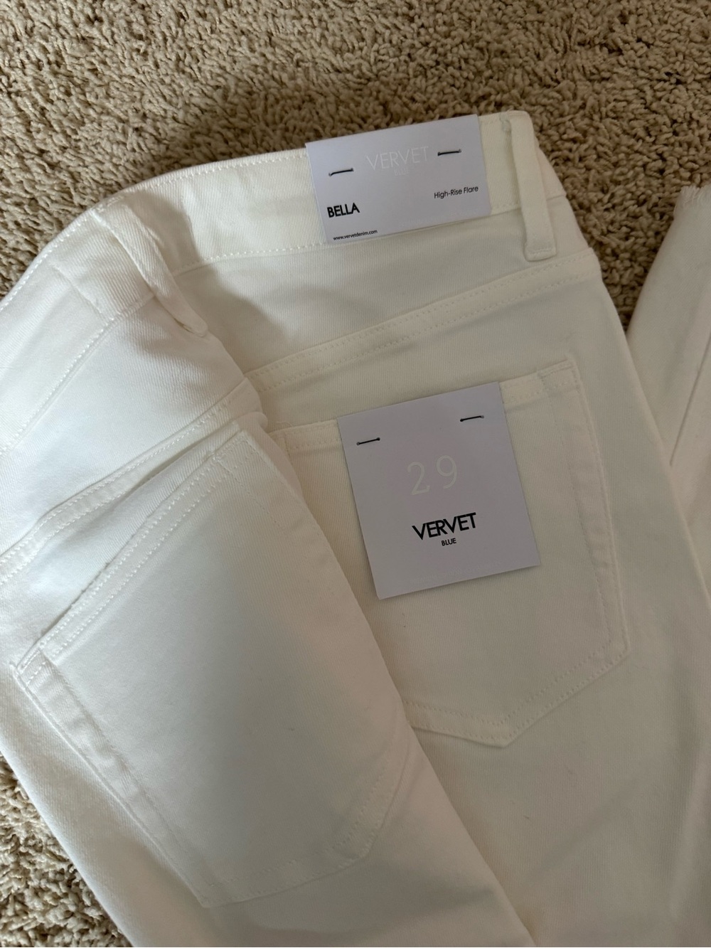 NWT | VERVET BY FLYING MONKEY | White High-Rise Raw Fringe Hem Jeans | Size 29 - Picture 4 of 10